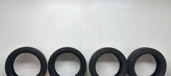 Renault Clio V R17 summer tire 03136600000