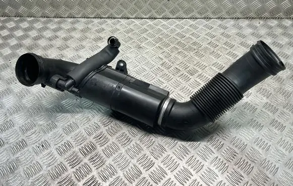 BMW 2 F45 Turbo air intake inlet pipe/hose 7619268