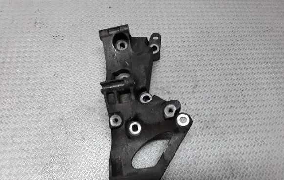 Renault Scenic II - Grand scenic II Generator/alternator bracket 8200072727