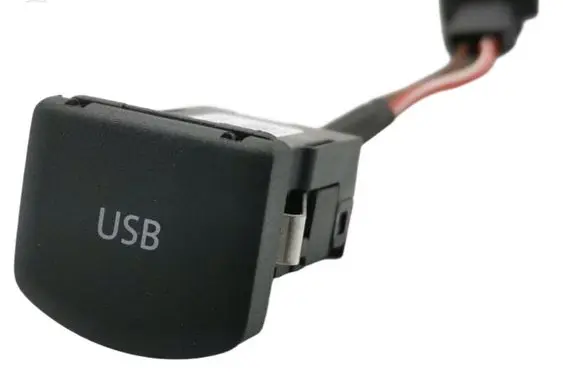 Volkswagen Multivan T6 AUX in-socket connector 6C0035726
