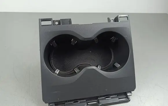 MG HS Cup holder front 11573351