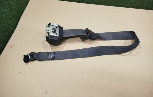 Renault Master III Front seatbelt 868840019R