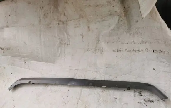 Opel Combo E Front bumper lip 9818204980