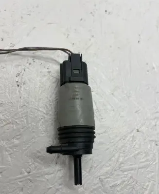 BMW 5 E60 E61 Windscreen/windshield washer pump 67126934159