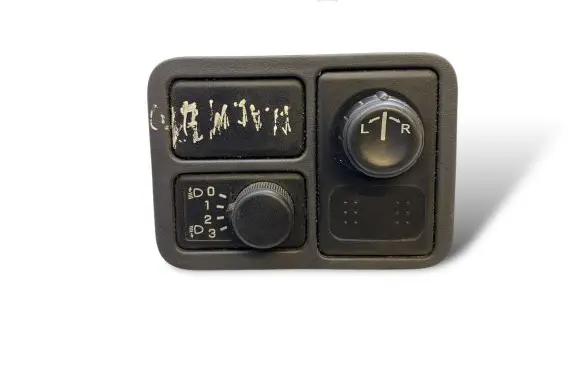 Nissan Almera N16 Headlight level height control switch