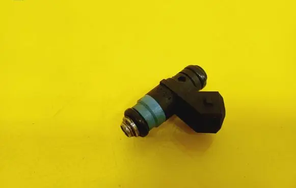 Renault Megane II Fuel injector H132254