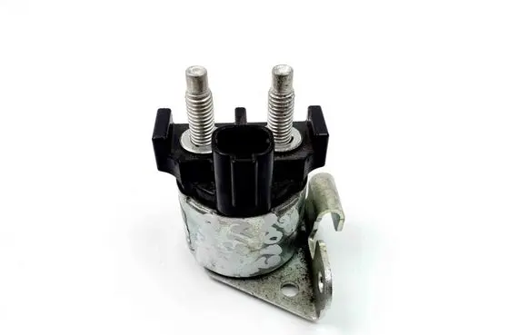 Nissan Qashqai Ignition relay 2534001820 25116BB50A