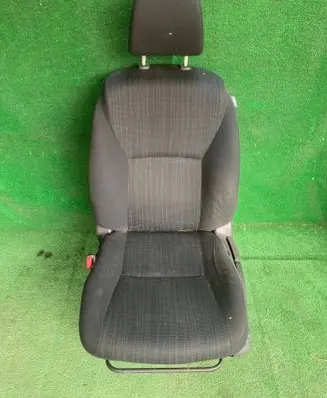 Toyota Auris 150 Front driver seat 