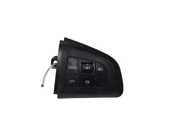 Steering wheel buttons/switches