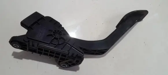 Mazda 6 Accelerator throttle pedal 1988003070 198800-3070