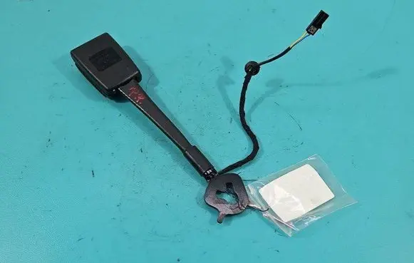 Skoda Octavia Mk3 (5E) Front seatbelt 5G3857755B IMPRK1455447
