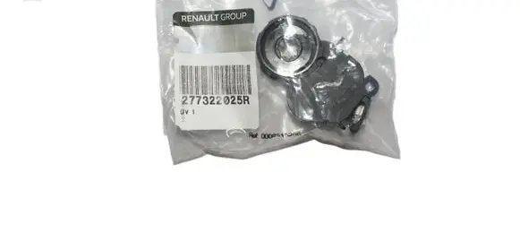 Dacia Duster II Fan control module 277322025R