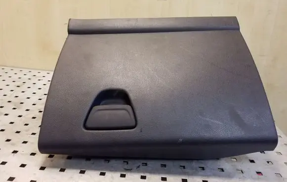 Ford Kuga II Glove box AM51R06044