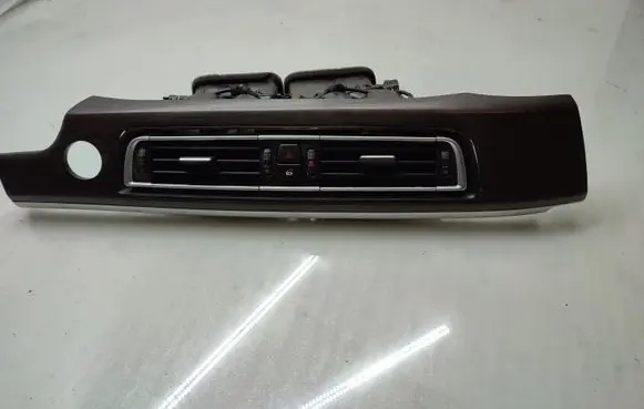 BMW 7 F01 F02 F03 F04 Dash center air vent grill 9115859 9192359