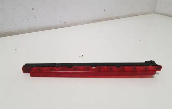 Audi A3 S3 8L Third/center stoplight 8D9945097B