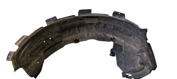 Front wheel arch liner splash guards