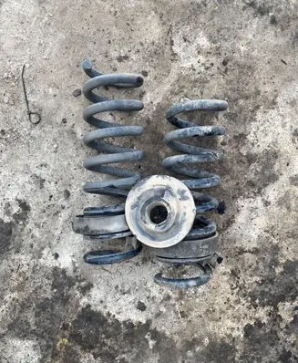 Mercedes-Benz E W211 Rear coil spring