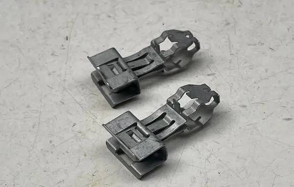 Audi A4 Allroad B9 Rear glass lock/latch Q909 N10488205