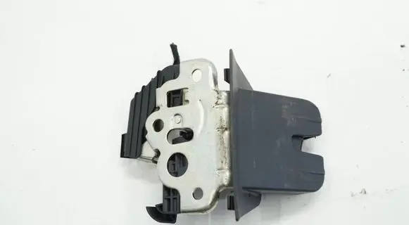 Audi A4 Allroad B8 Tailgate lock latch