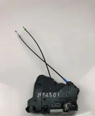 Toyota Auris E180 Coupe door lock (next to the handle) 011216B