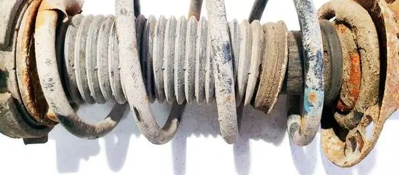Skoda Octavia Mk2 (1Z) Front coil spring 