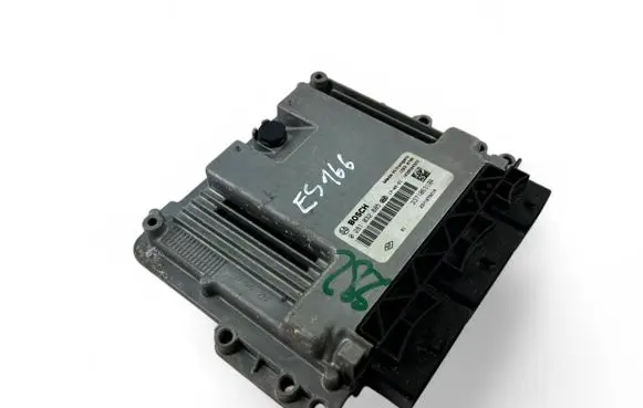 Renault Kangoo II Engine control unit/module ECU 237106319R 0281032885