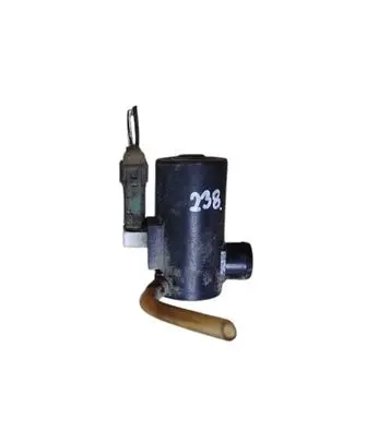 Honda CR-V Windscreen/windshield washer pump 