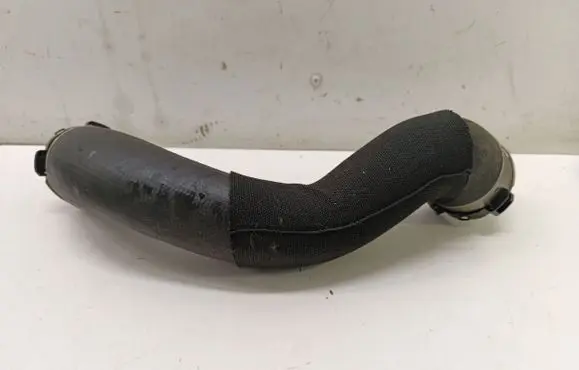 BMW 2 F44 Intercooler hose/pipe