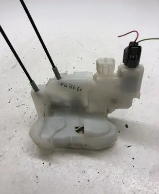 Subaru Legacy Front door lock 
