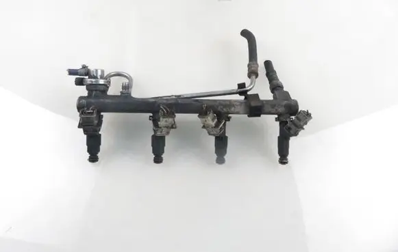 Opel Astra H Fuel main line pipe 90411551 0280156021