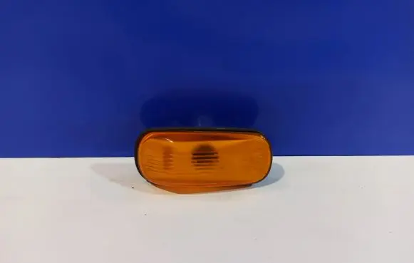 Front indicator light