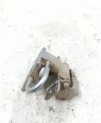 Audi A4 S4 B5 8D Rear door lower hinge 4A0333411A