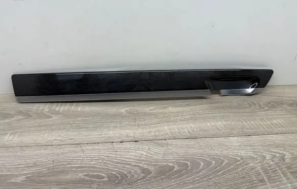 BMW 7 F01 F02 F03 F04 Other front door trim element 9151203