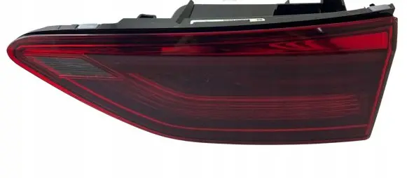 Volkswagen Golf VIII Tailgate rear/tail lights 5H0945094D 5H0945094A