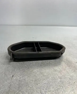 Seat Alhambra (Mk1) Headlight/headlamp dust cover 1305239