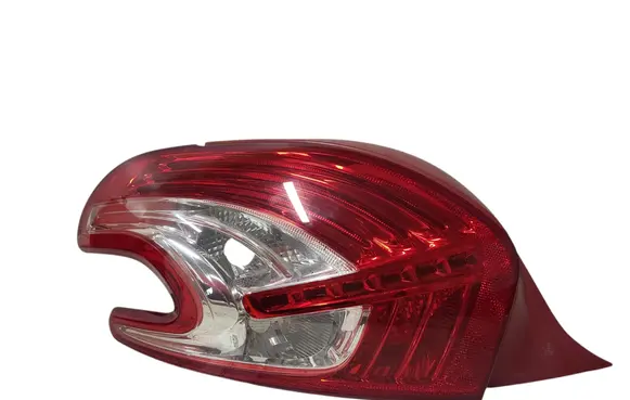 Peugeot 208 Rear/tail lights 9672628280