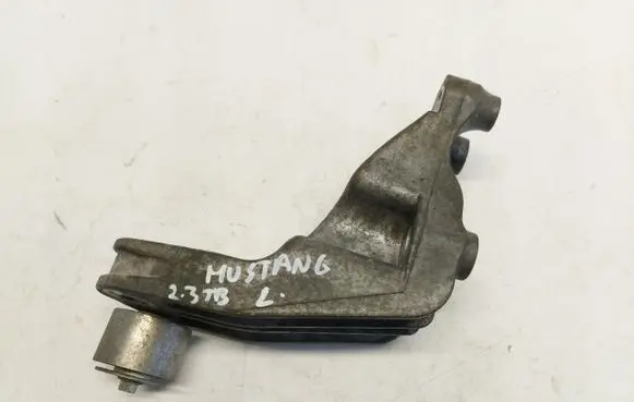 Ford Mustang IV Engine mount bracket FORMUSLap3329