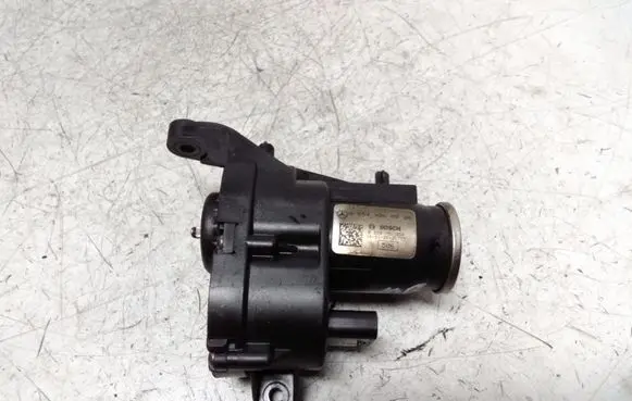 Mercedes-Benz E W213 Intake manifold valve actuator/motor A6549060000 0280751030