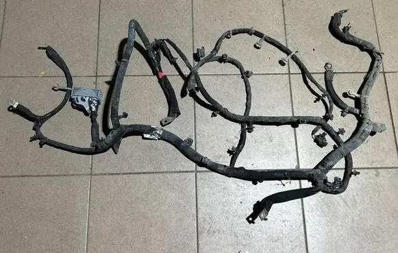 Ram 1500 Wires (starter motor) P68430570AD T628U111287002 Z15768105