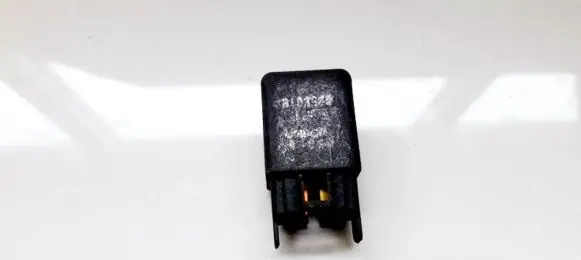 Mitsubishi Galant Other relay mb183665