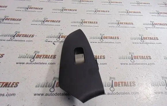 Honda CR-V Electric window control switch 83711SCAXA011M1