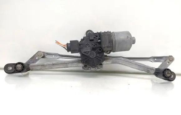 Alfa Romeo 159 Front wiper linkage and motor 0390241915 3397020724
