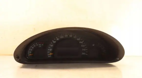Mercedes-Benz C W203 Clock 