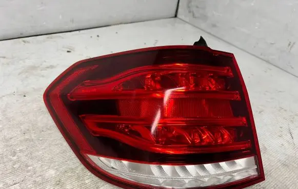 Mercedes-Benz E W212 Rear/tail lights A2129061703