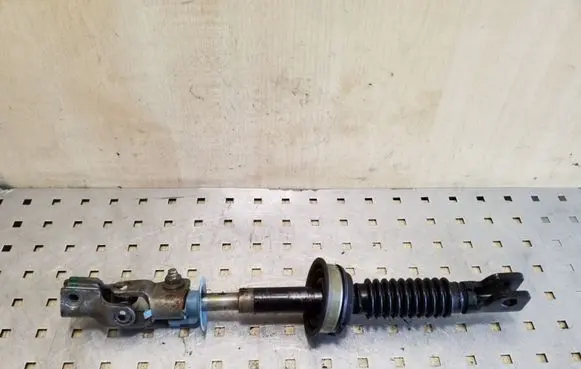 Nissan Pathfinder R51 Steering column universal joint
