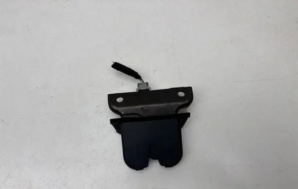 Tailgate/trunk/boot lock/catch/latch