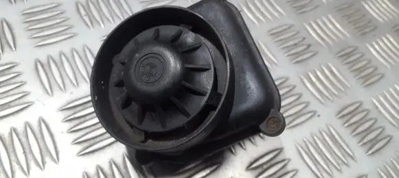 BMW 5 E60 E61 Horn signal 6936009 E1A-000271