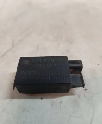 BMW 3 E46 AUC sensor 8391470