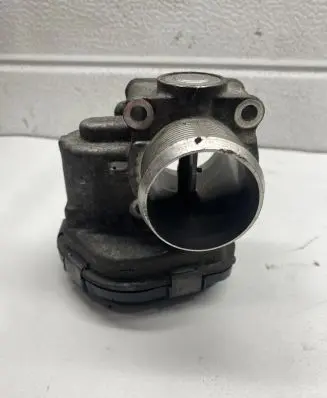 Ford Focus Throttle valve 28275019