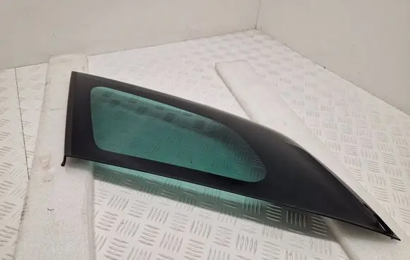 Citroen DS5 Rear side window 43R002212